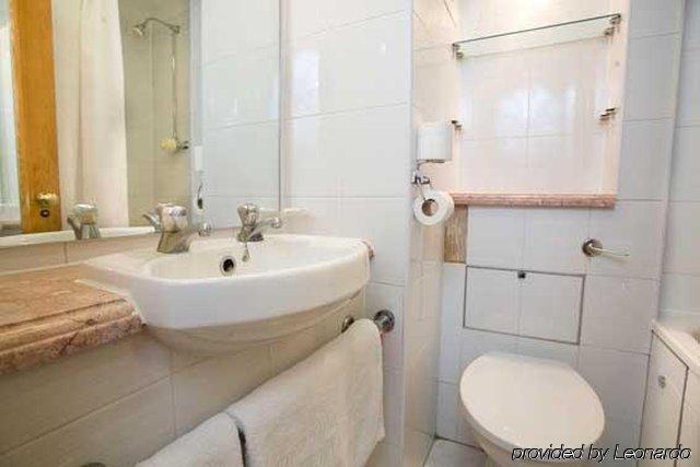 Travelodge Farringdon 3* London