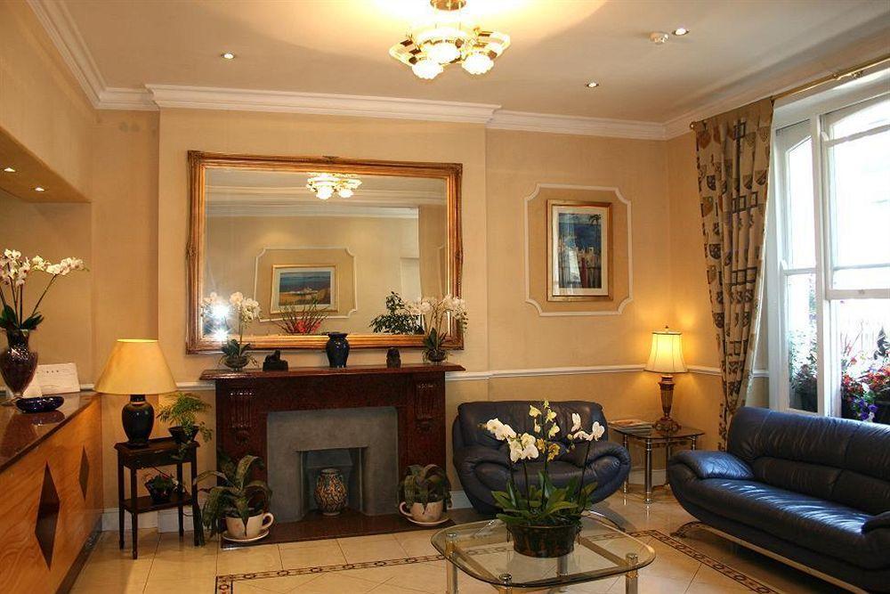Avon Hotel