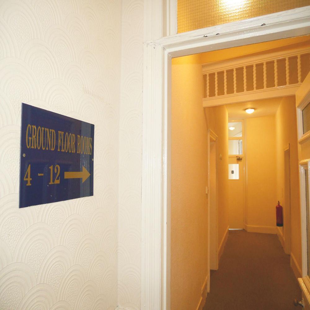 Queens Bed & Breakfast 2*