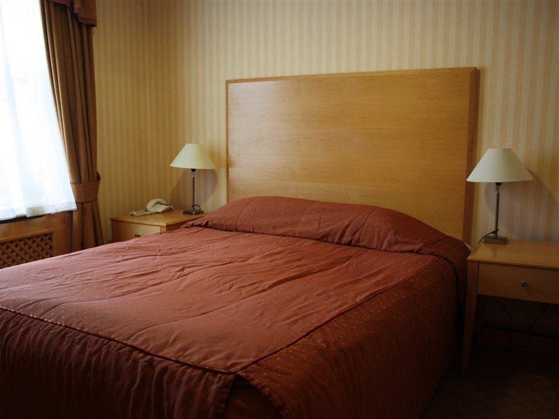 Hotell Troy 3*