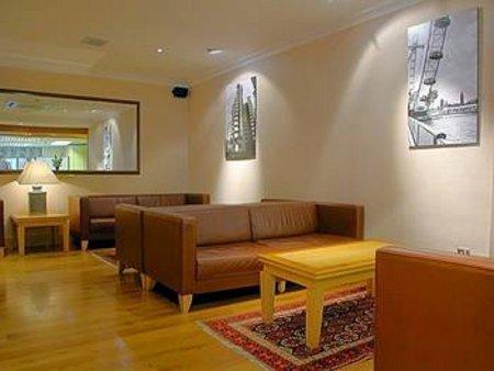 Norfolk Plaza Hotell 3*