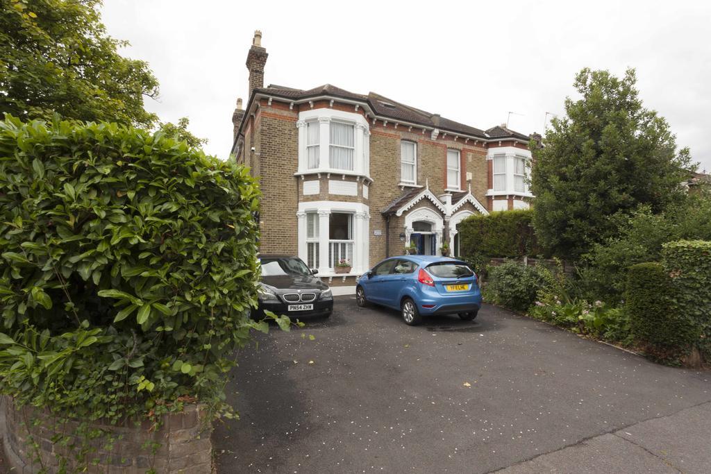 Melrose House Guest house 4*