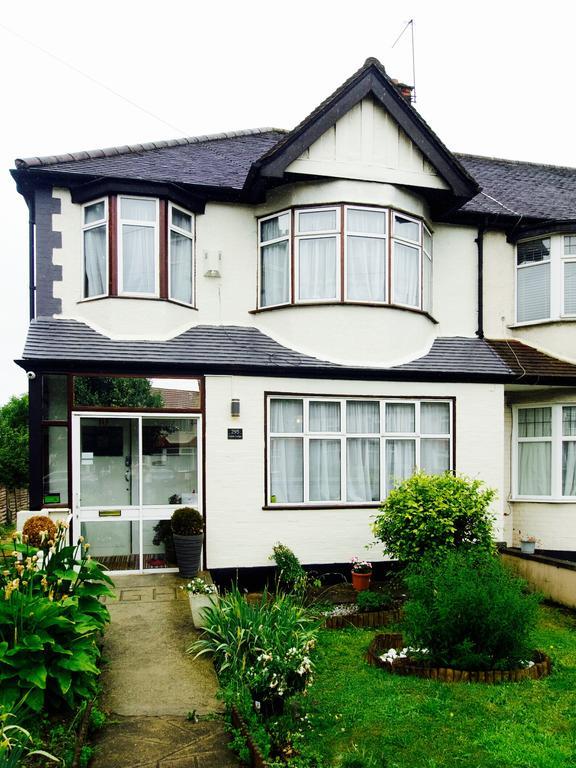 Gable Bed & Breakfast London