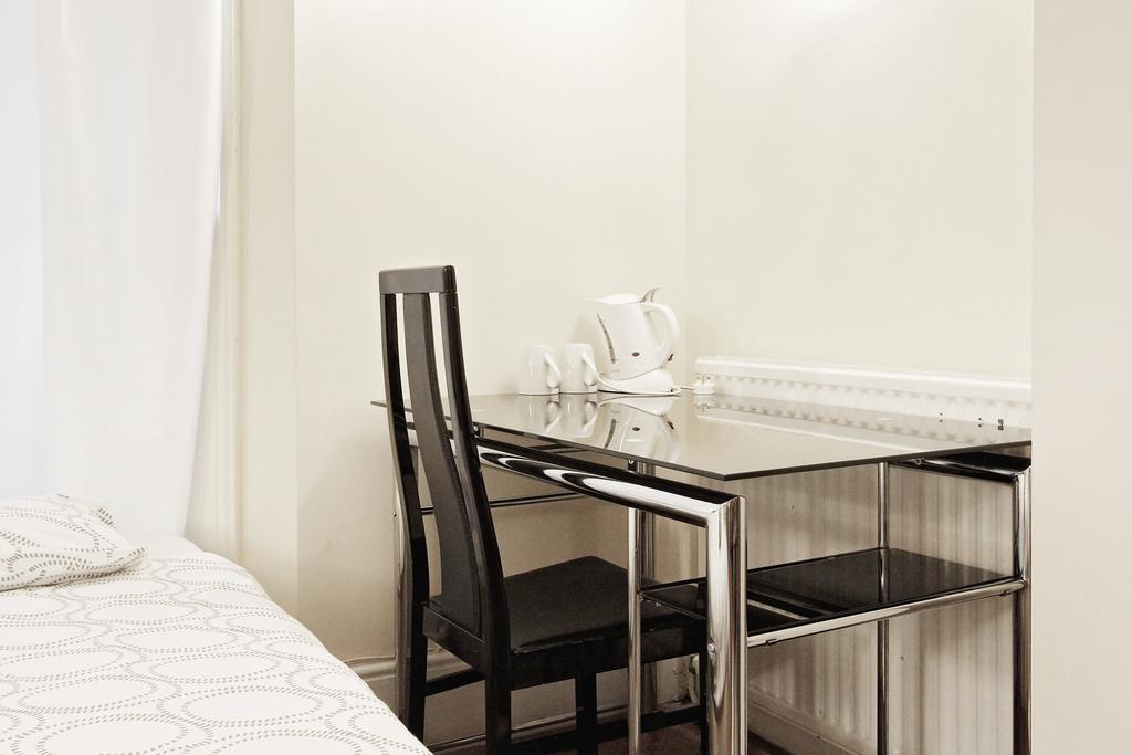 Hyde Park Serviced Apartment *