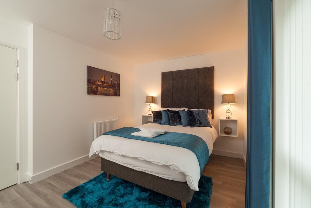 Luxury In2 London