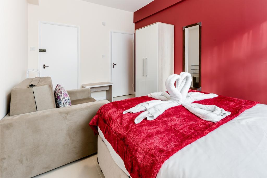 Commercial House London