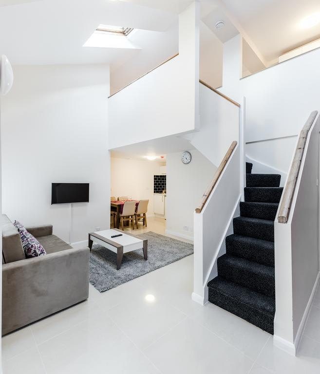 Commercial House Aparthotel London