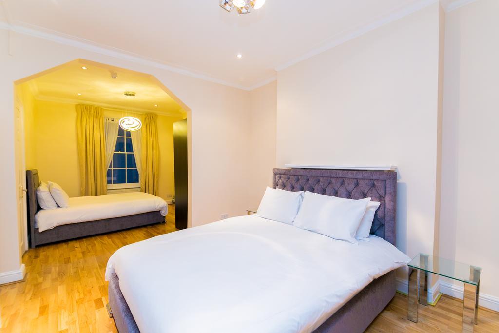 Primestay Baker Street Residences