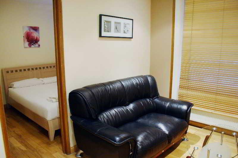 Hyde Park Apartment