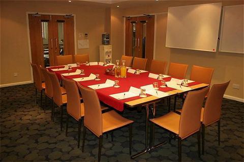 Holiday Express London-wimbledon-south, An Ihg Hotel 3*