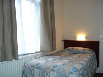 Bed & Breakfast Queens London