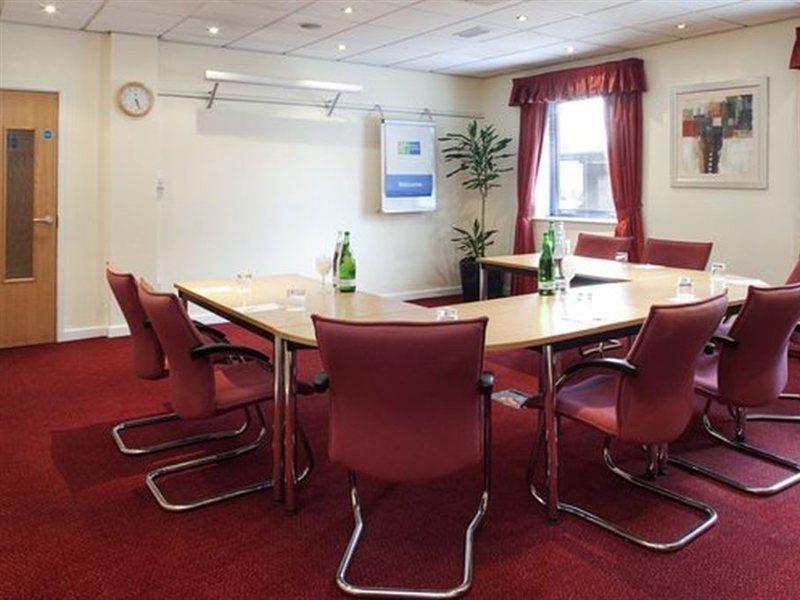 Express Park Royal By Ihg Londra