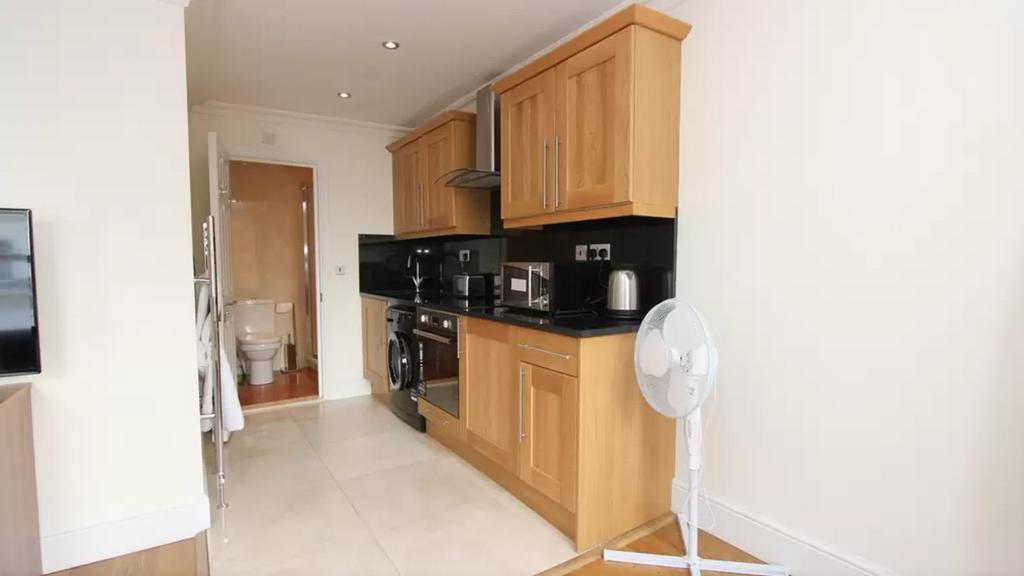 Courtfield Gardens Apartment