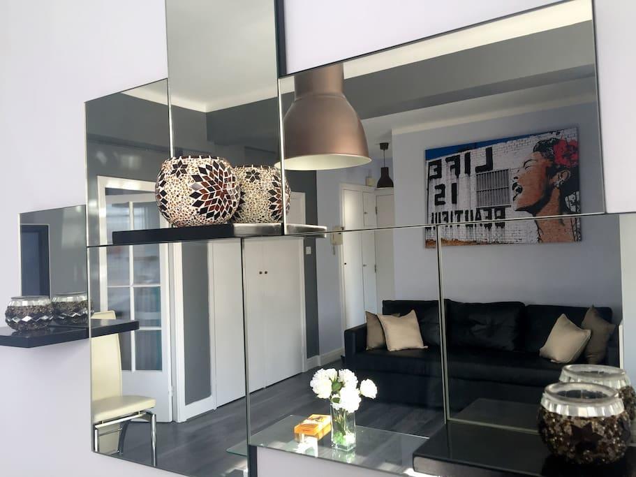 Central Forset Court Studio Apartment London