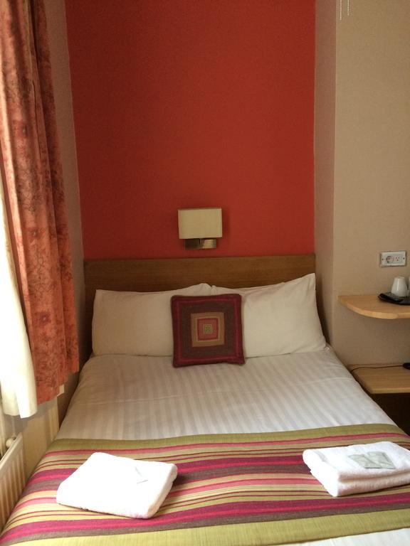 The Grapevine Hotel London