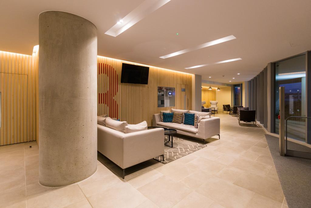 Lejlighed Royal Style - 5 Mins Walk To Excel *