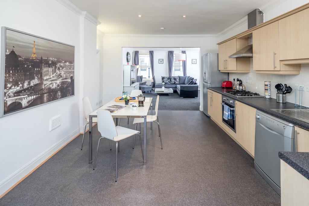 Apartment Oxford Street Penthouse *