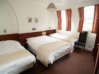 White 3* London