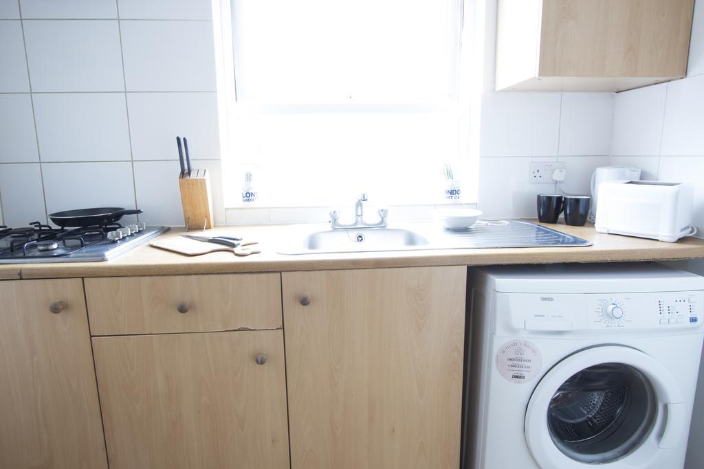 Kilburn Short Apartment *