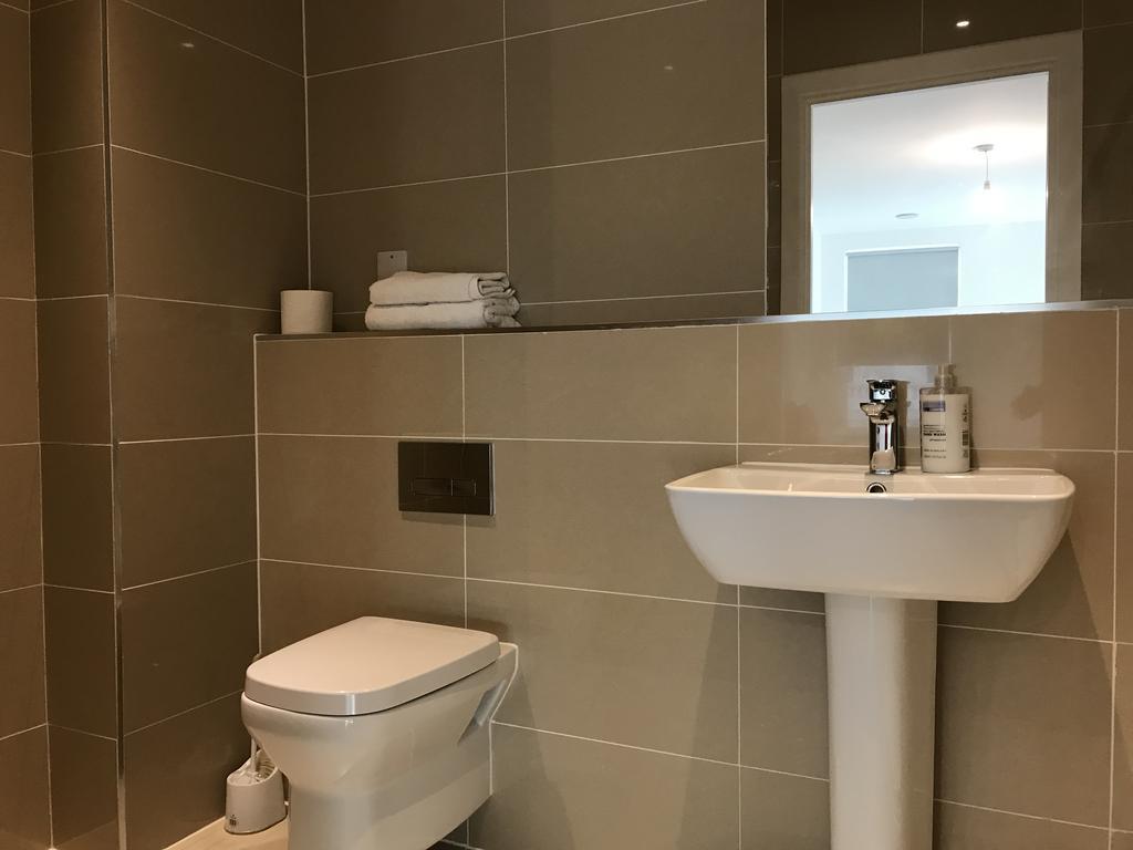 Greens End House 3* London