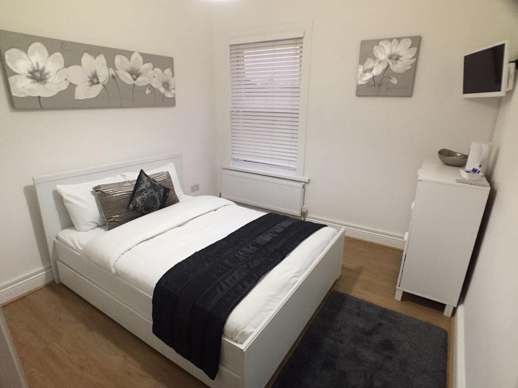 Guest house Leyton