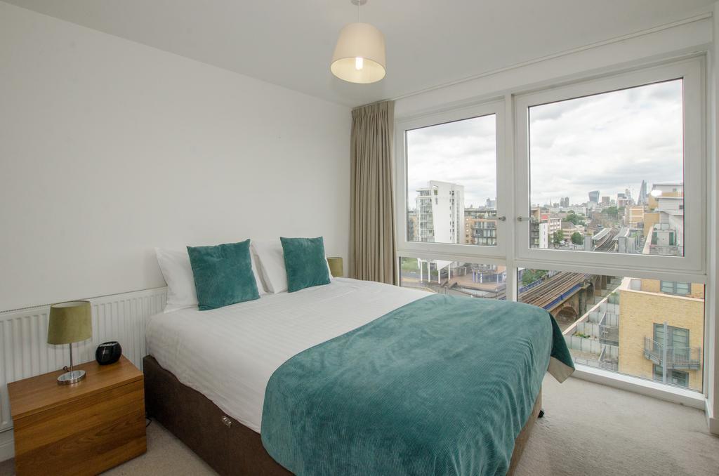 Apple Apartments Limehouse Basin *