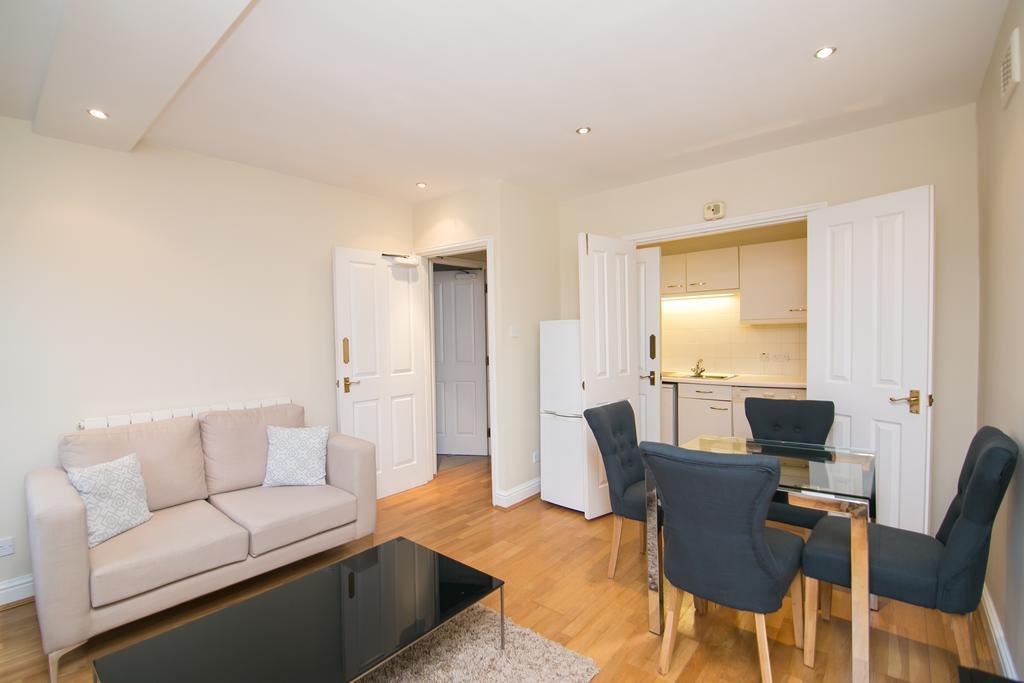 Apartment Primestay Baker Street Residences