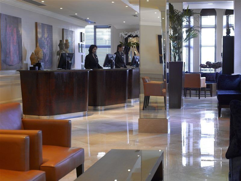 Radisson Blu Hotel, Tottenham Court Road - Formerly Kenilworth 4* London