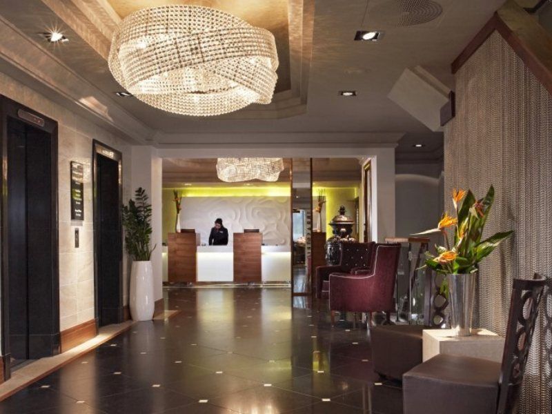 Thistle Hyde Park Kensington Gardens Hotel 4*