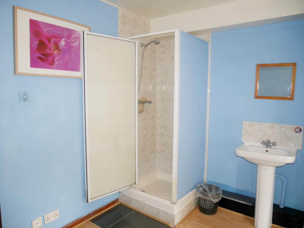Kensal Backpackers 2 * London