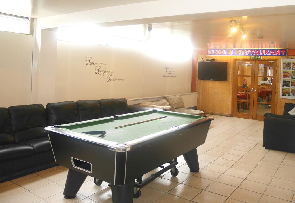 Kensal Backpackers 2 * London