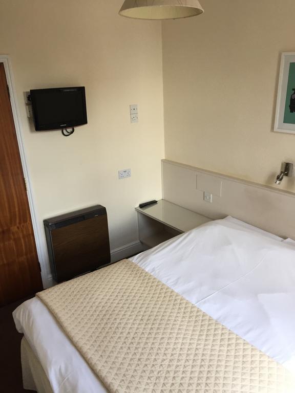 Guest house White