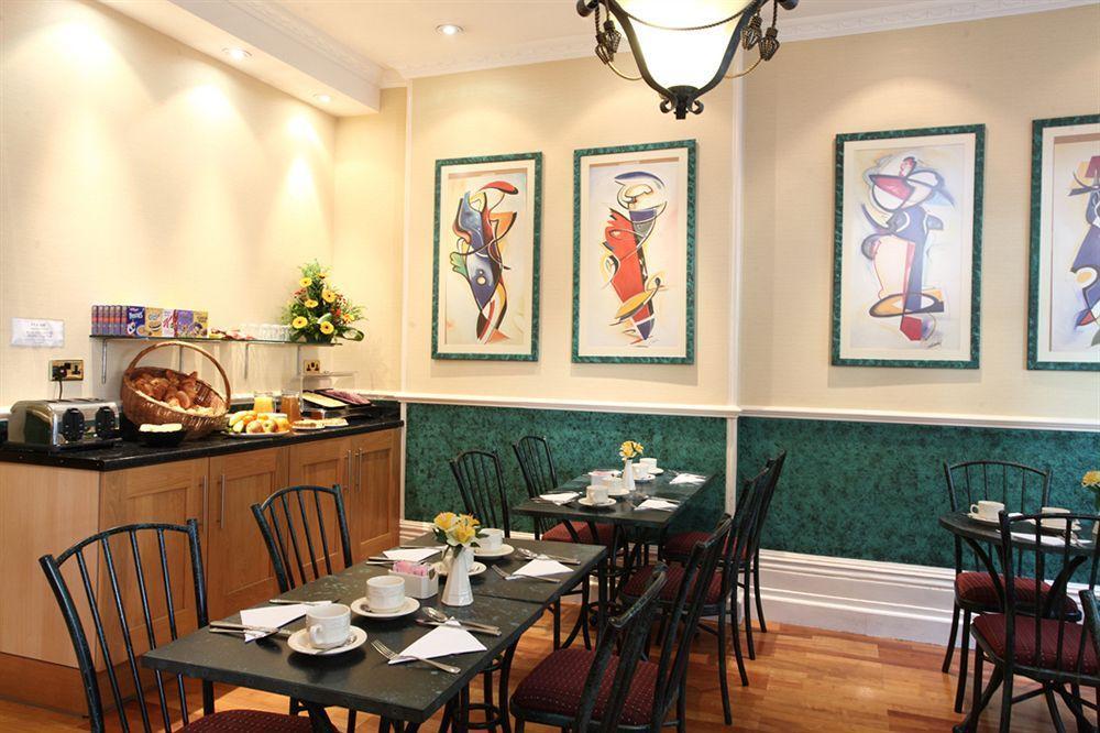 Hotel Columbus London