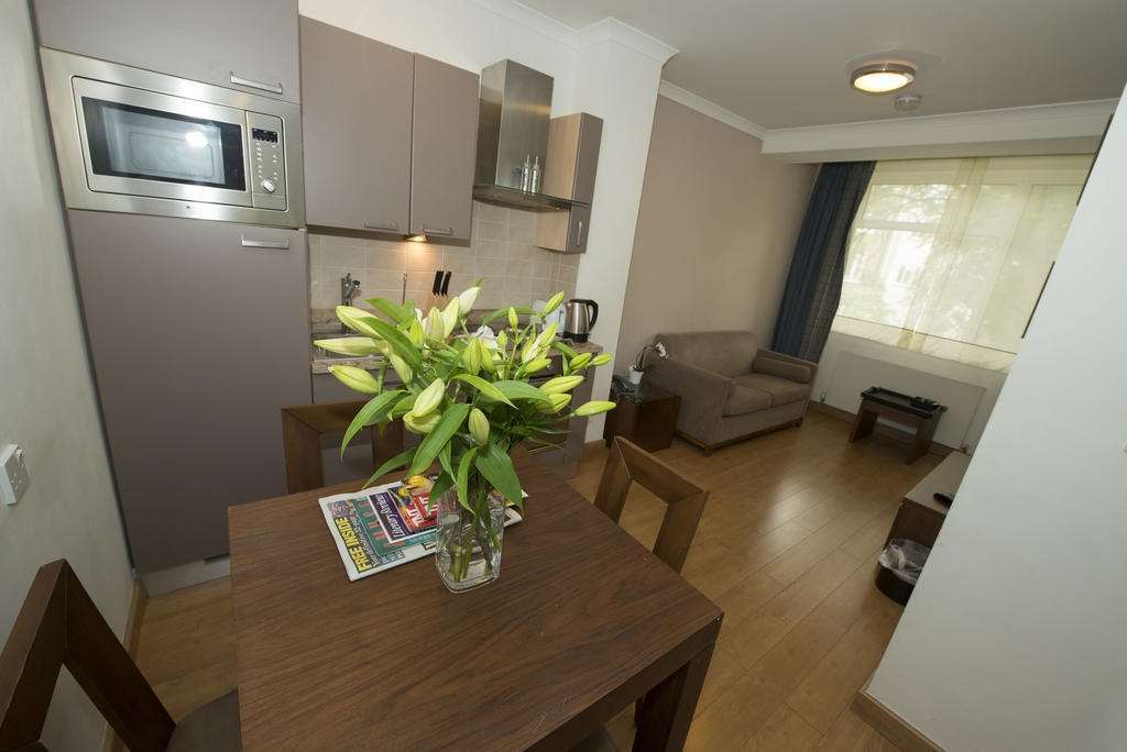 Kensington 3*