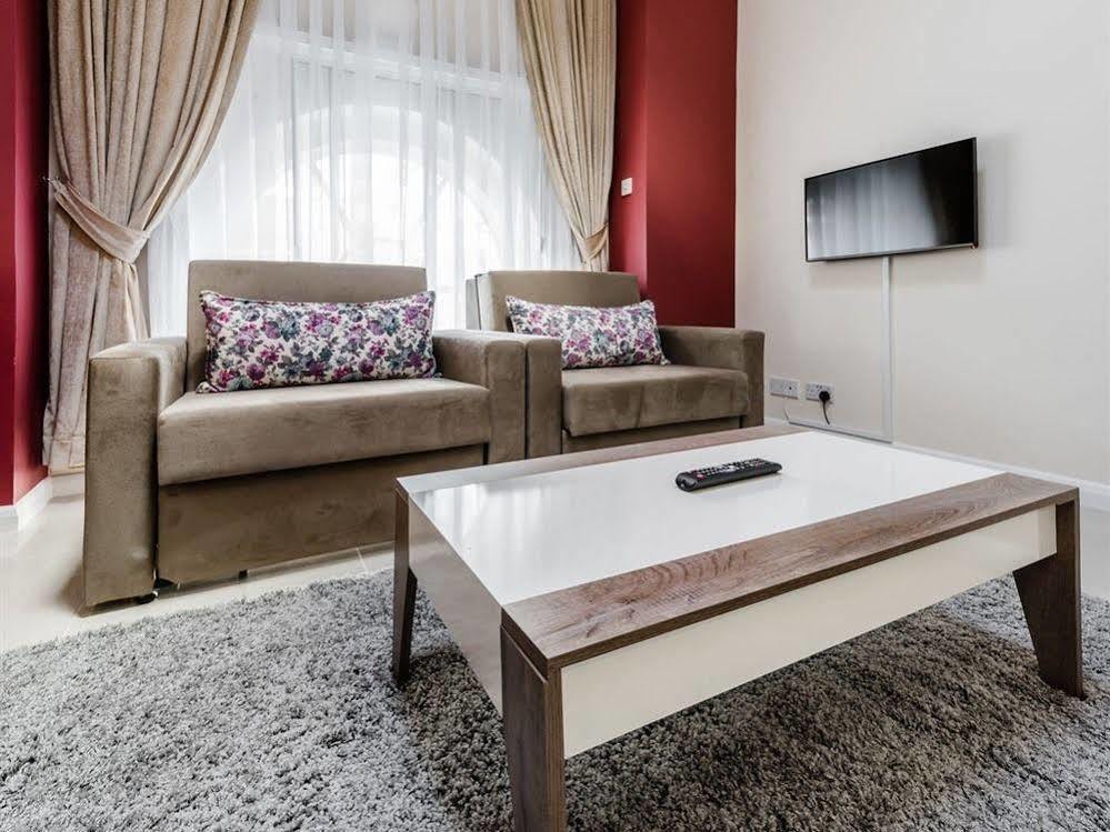 Commercial House London