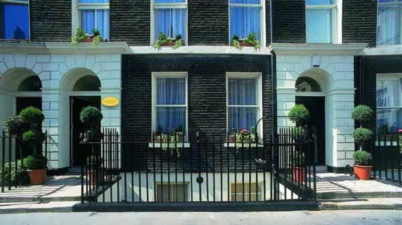 Staunton - Hotell 4*