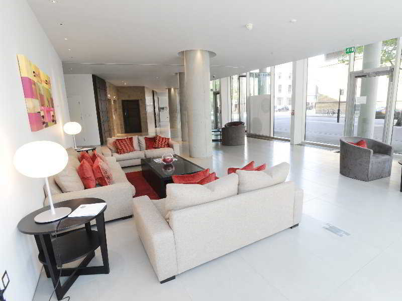 By Marriott Kensington Hotel 4*