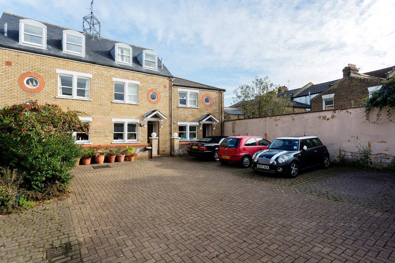 Veeve - Dairy Mews Holiday home