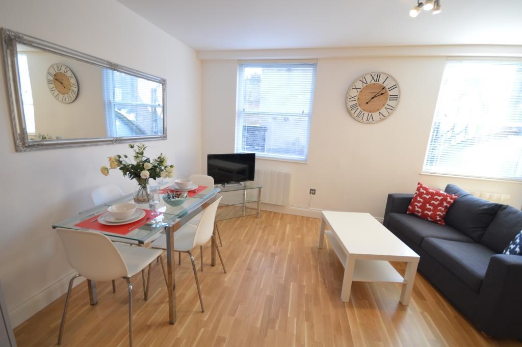 Apartment 3b Soho 3rd Floor By Indigo Flats *