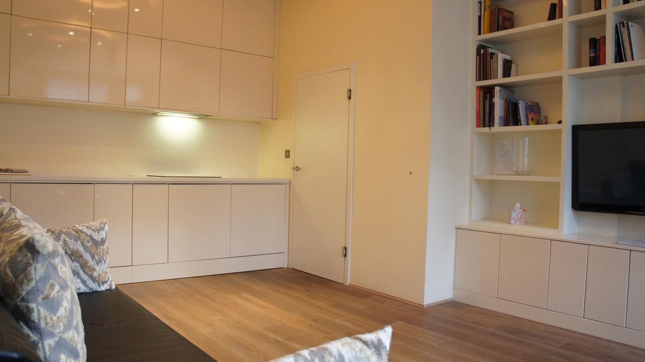 Ahometorent White Apartment London