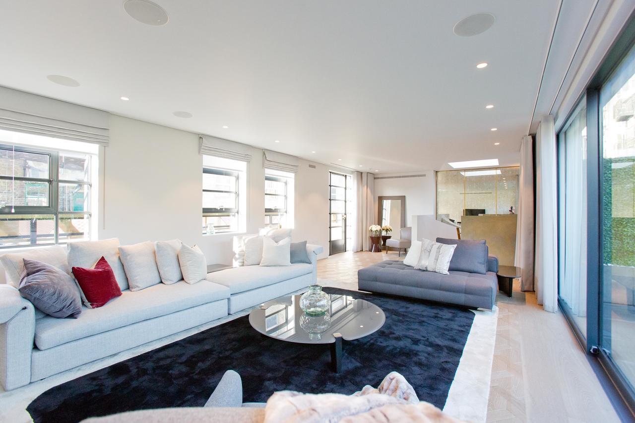 Apartment Luxury Royalty Mews