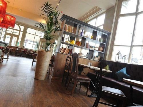 Hotel The Station London