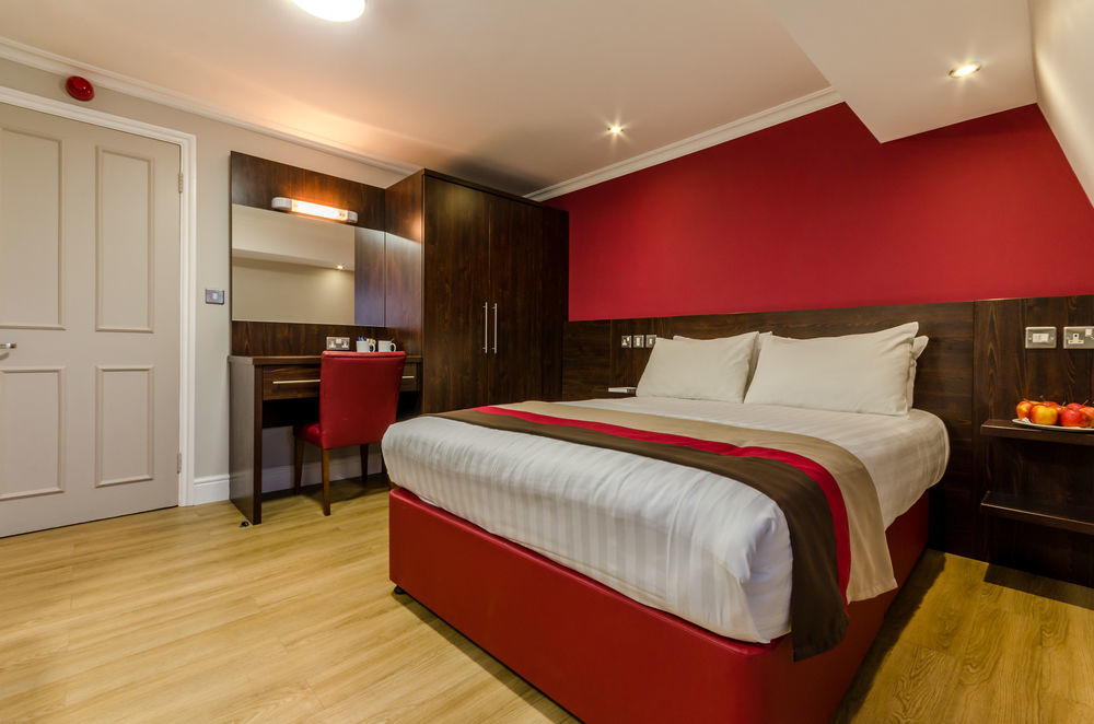 Royal Cambridge Hotel 3*
