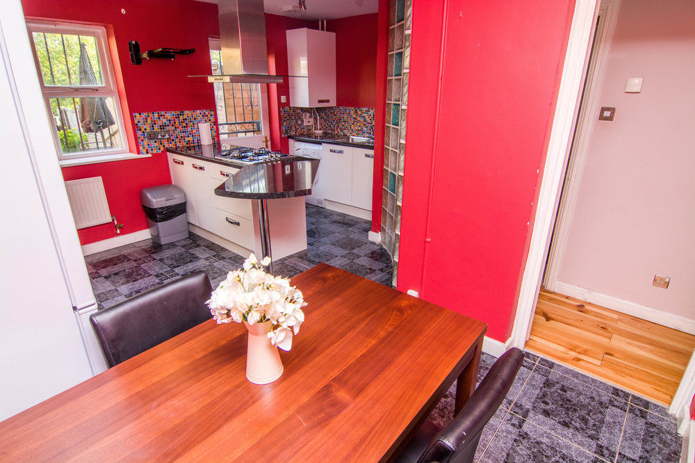 Wharf - 3* London