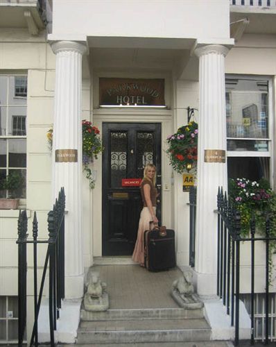 Hotell Parkwood 3*