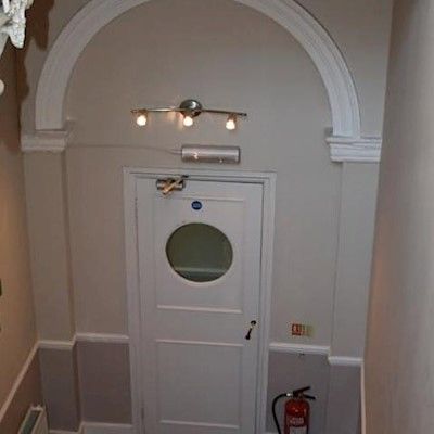 Wedgewood Hotell 2*