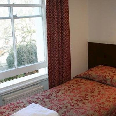 Wedgewood Hotell 2*