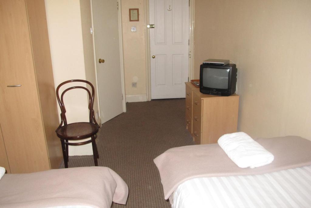 A To B Guest house London