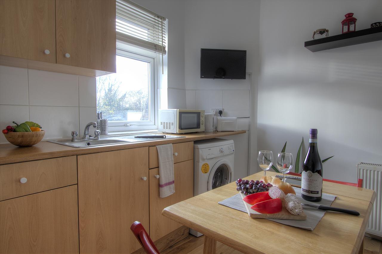 Kilburn Short * London