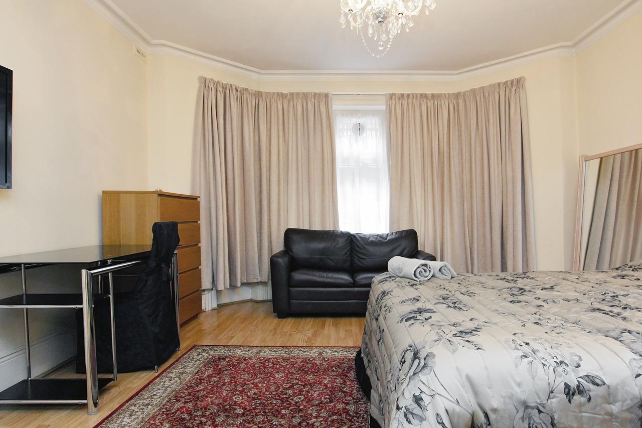 Hyde Park Serviced Apartment *